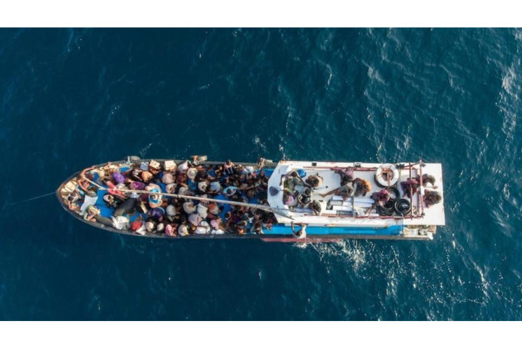 Myanmar sahillərində iki qayıq &ccedil;evrilib, 500-dən &ccedil;ox rohincanın &ouml;ld&uuml;y&uuml; ehtimal edilir
