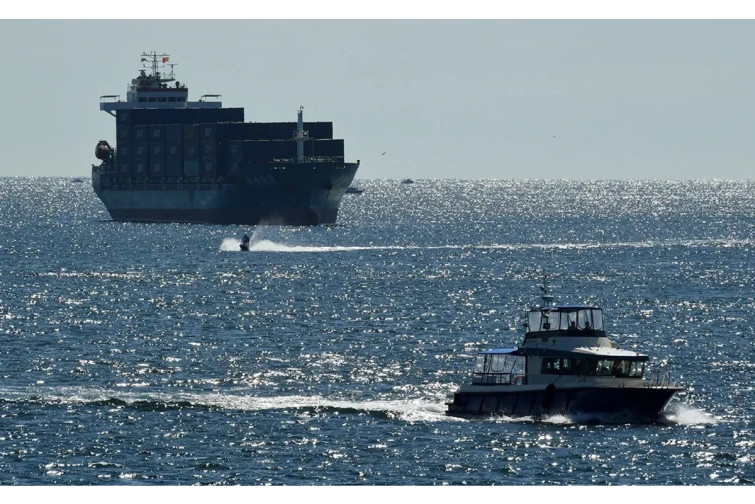 Rumıniya sahillərində propan daşıyan tanker zədələnib